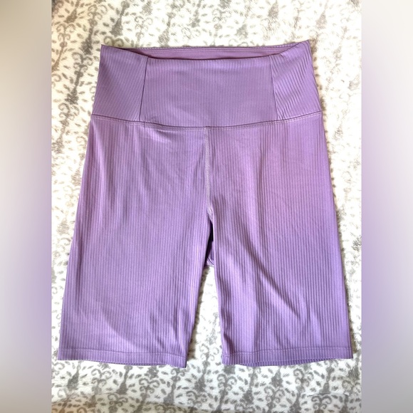 girlfriend collective Pants - Girlfriend Collective Lavender High-Rise Rib Bike Shorts